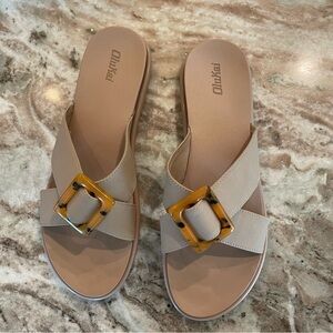 OluKai Womens La'i Slide Sandal 11W Tan Tortoise Buckle Shoes